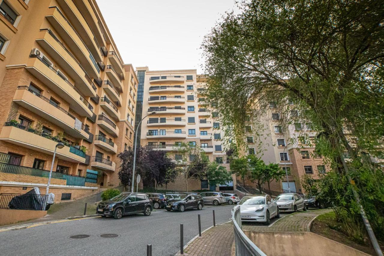 Lovely Apartment Near Airport And Nations Park, With Garage Лориш Екстер'єр фото