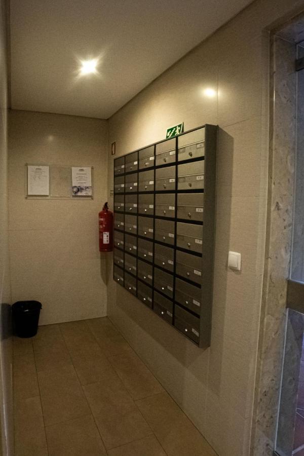Lovely Apartment Near Airport And Nations Park, With Garage Лориш Екстер'єр фото