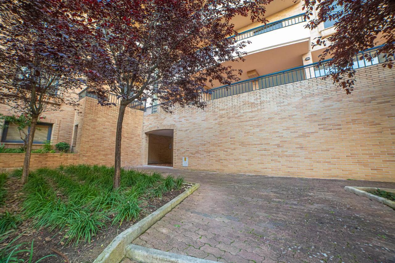 Lovely Apartment Near Airport And Nations Park, With Garage Лориш Екстер'єр фото